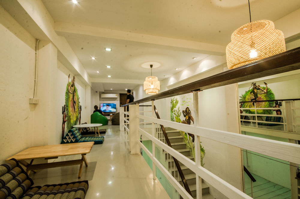 Pier 49 Hostel Bangkok Bagian luar foto
